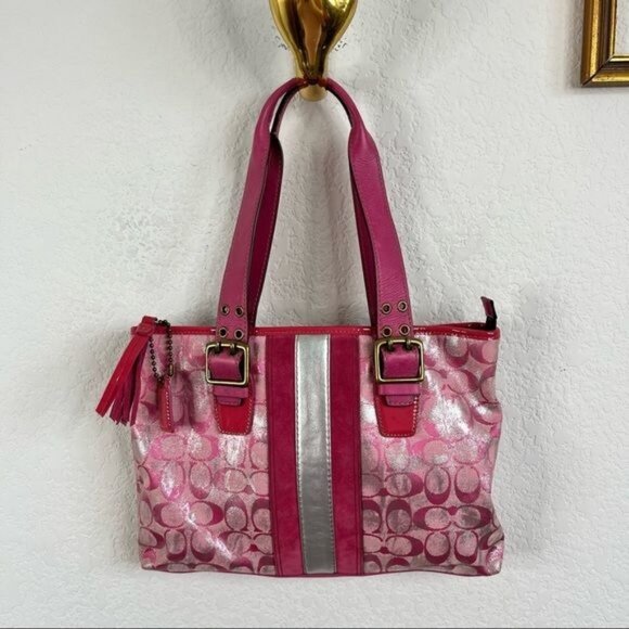 COACH NY Silver Graffiti Patent Leather Monogram Signature C Tote Bag - Picture 1 of 13